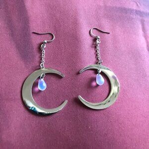 Teardrop Alexandrite Moon Earrings
